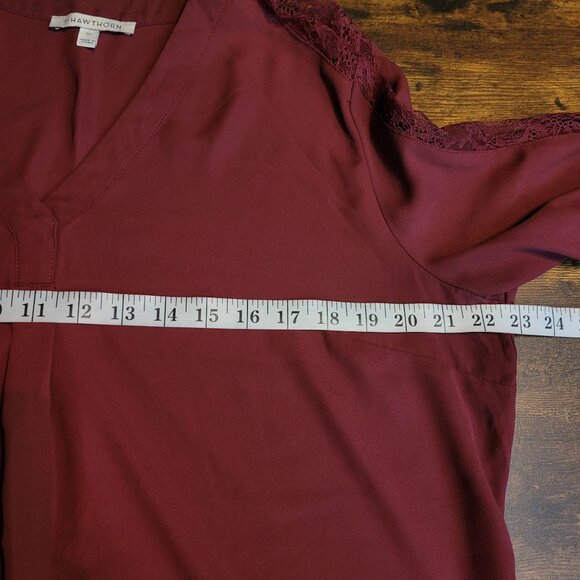 41 Hawthorn Chiffon Tunic Top XXL Floral Lace Accent Hi Low Hem Burgundy - Picture 5 of 8